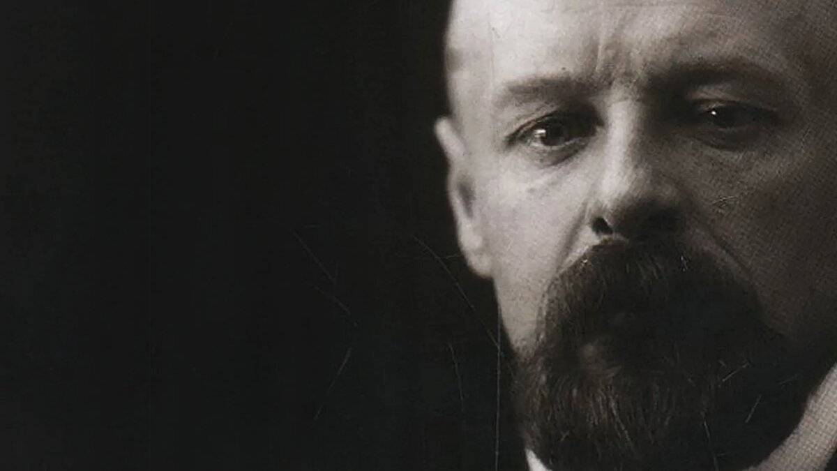 Влади́мир Митрофа́нович Пуришке́вич (12 [24] августа 1870, Кишинёв, Российская империя — 11 [24] января 1920, Новороссийск, Российское государство) — российский политический деятель правых консервативных взглядов, монархист, черносотенец. Был видным оратором.