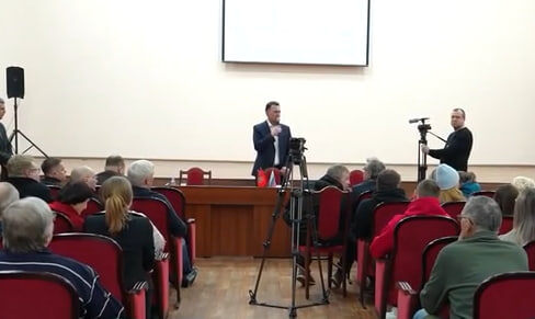     Сергей Верещагин встретился с жителями Октябрьского района Красноярска