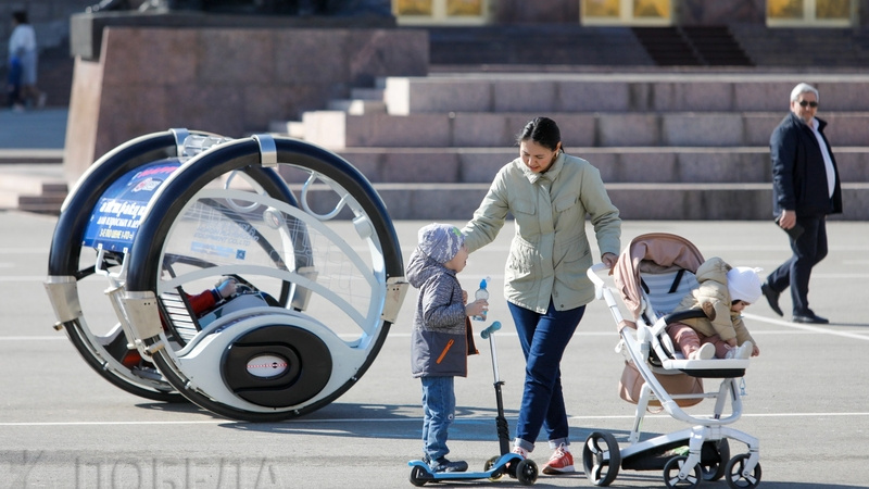    Чем раньше появится первенец, тем больше детей женщина в принципе успеет родить, считают некоторые демографы Фото: Эдуард Корниенко / / ИА «Победа26»