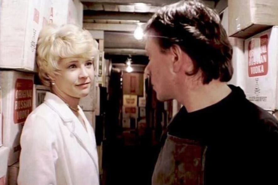 "Блондинка за углом" (1984).