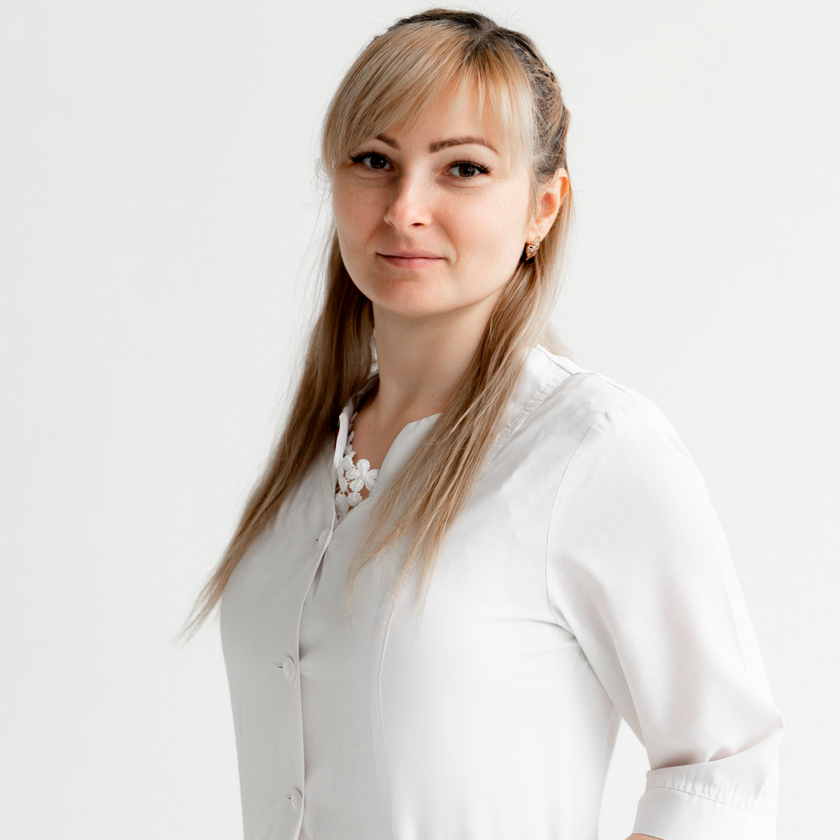 Казонурдова Яна Викторовна, врач-хирург клиники "Центр Реабилитации"