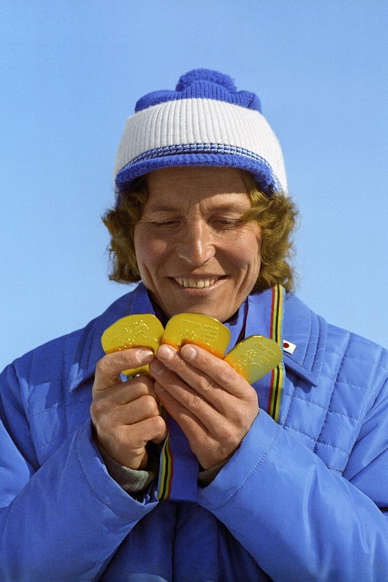 Галина Кулакова / РИА Новости📷Галина Кулакова с медалями Олимпийских игр в Саппоро-1972