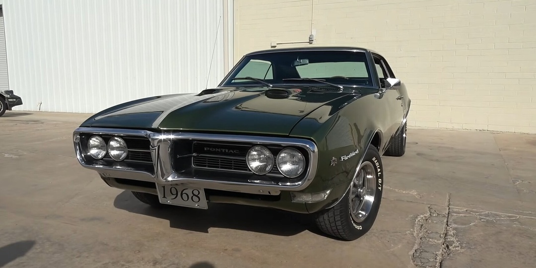 Когда платформа общая, а душа — нет: странный успех Pontiac Firebird конца 60-х