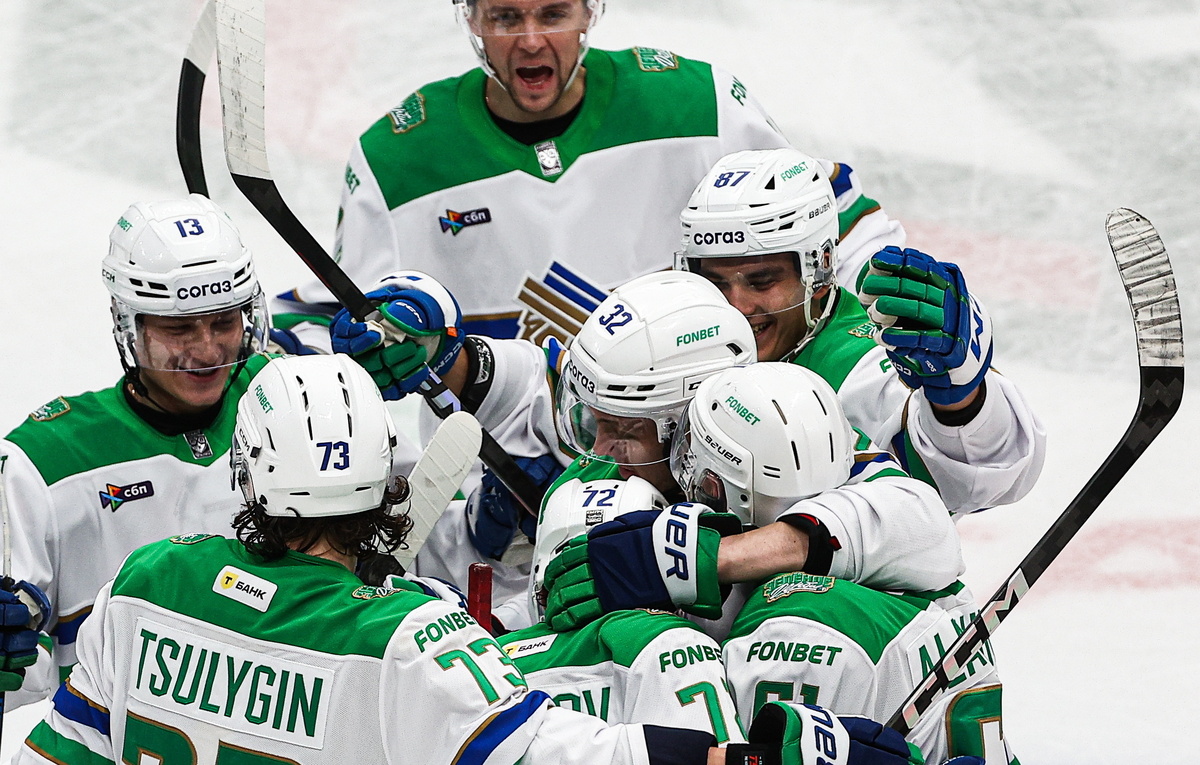    Хоккеисты "Салавата Юлаева"   Егор Алеев/ТАСС