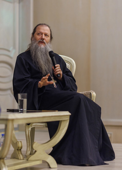 Протоиерей Артемий Владимиров