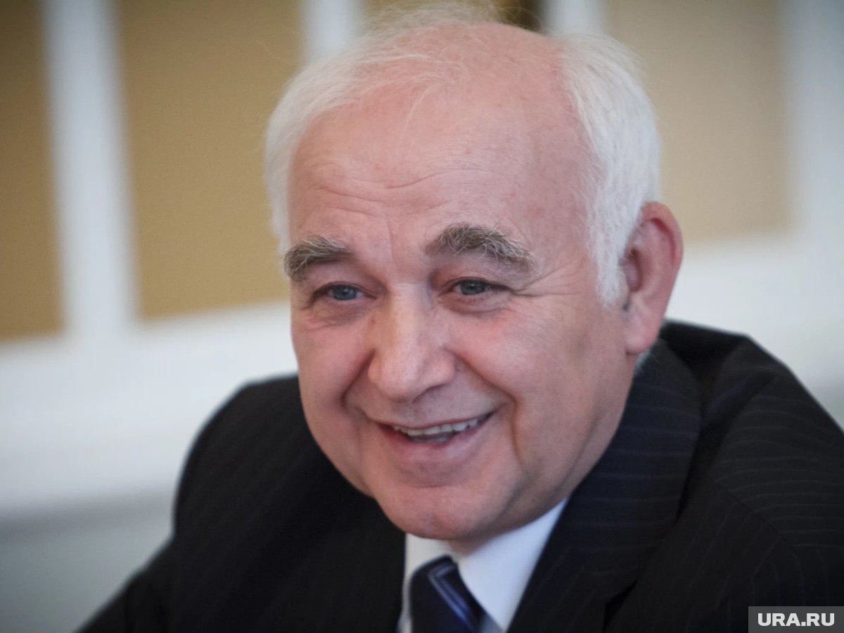     Вся жизнь Колотурского была связана с музыкой