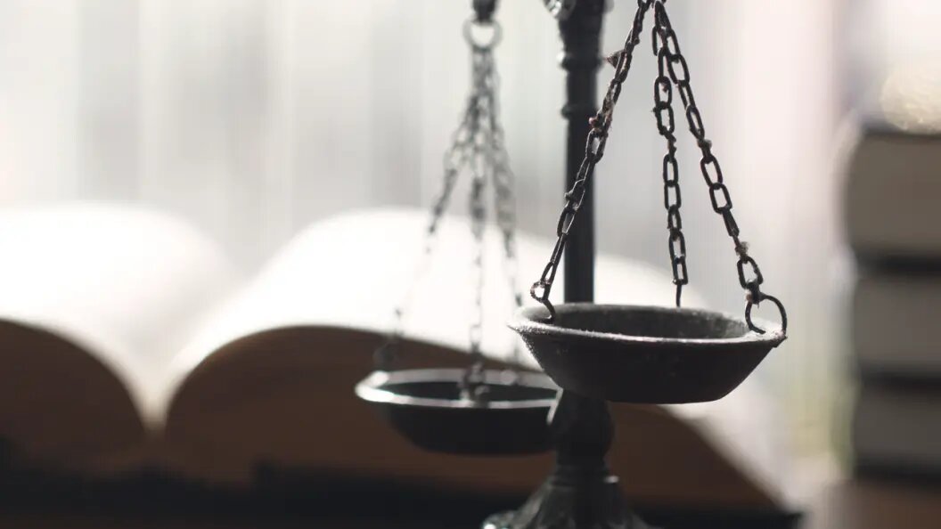    Коллаж ИИ/запрос Царьграда