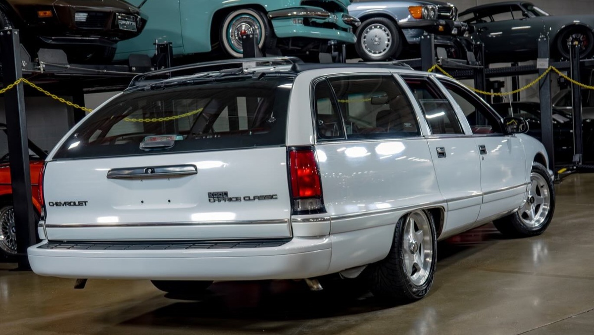 Chevrolet Caprice Classic Wagon 1996 года