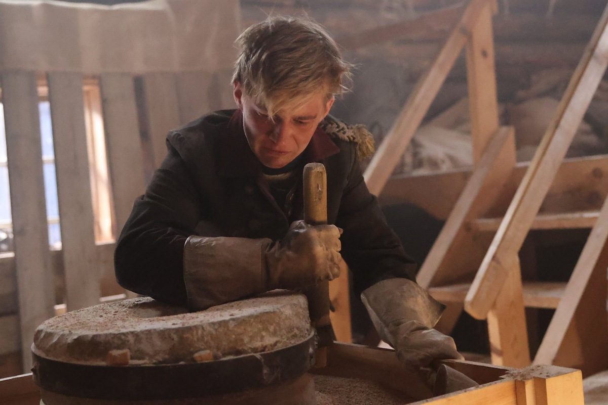 Кадр со съемок сериала «Капитанская дочка», реж. Дмитрий Литвиненко. Фото: Film.ru