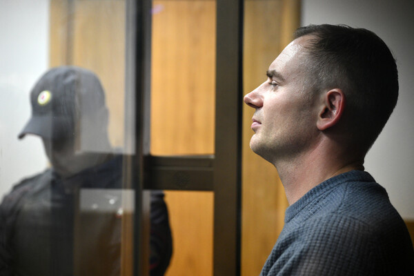 Бывший депутат Московской городской думы Максим Круглов в Замоскворецком суде, 2 октября 2025 года / Владимир Астапкович/РИА Новости   📷