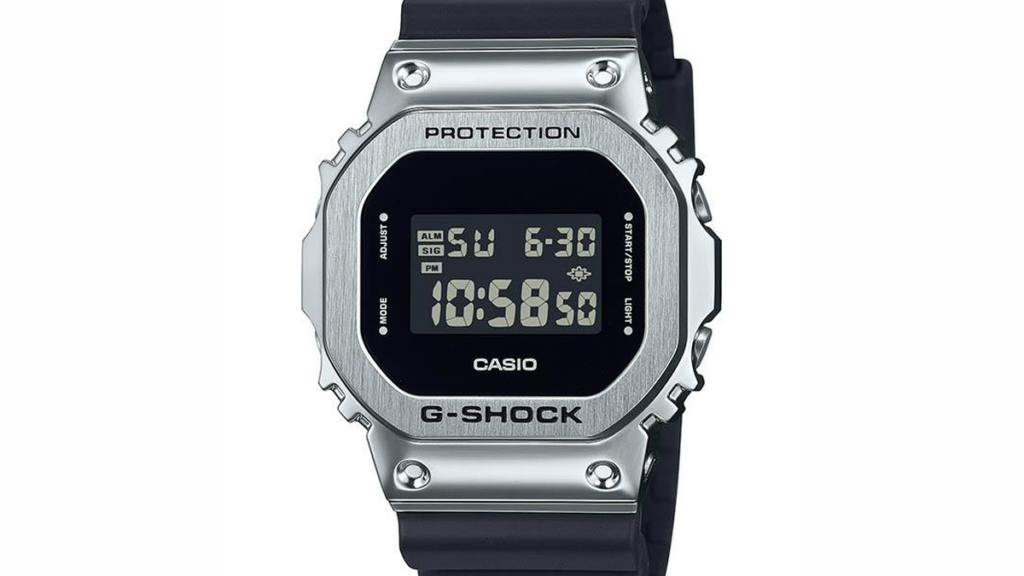 Фото Gizmochina; Casio G-Shock GMW-B5000-1  📷
