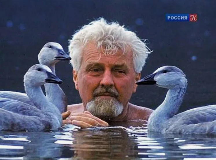 Конрад Лоренц, зоолог, доктор медицины, доктор философии, лауреат Нобелевской премии.