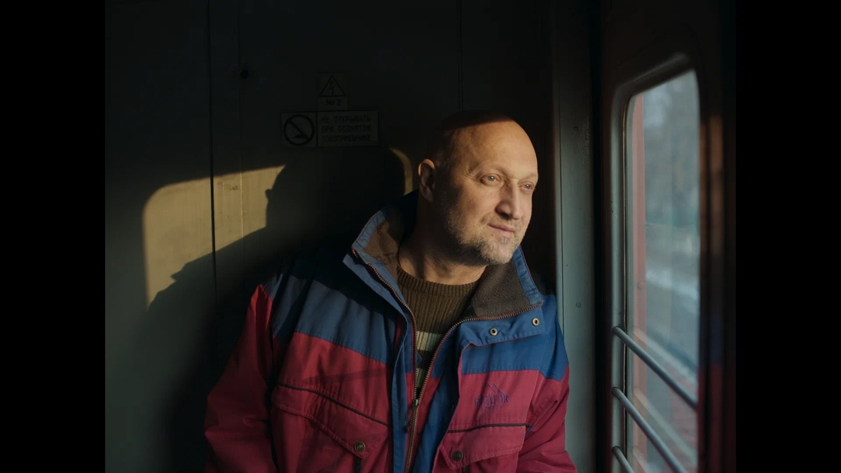 Гоша Куценко. Кадр из сериала "Встать на ноги".