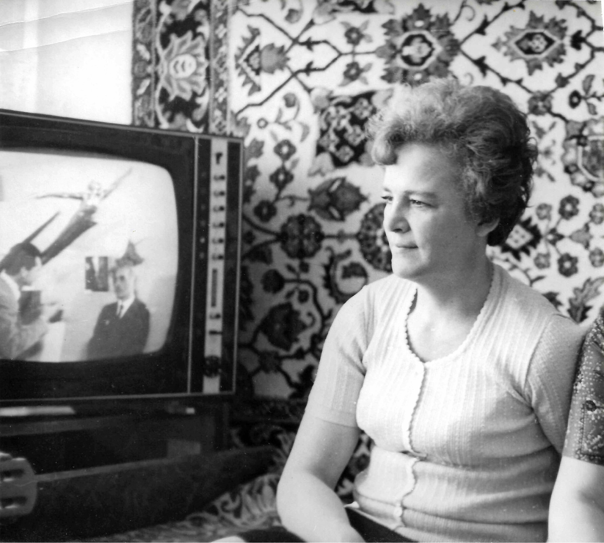 "Родственница в гостях", 1970-е годы. Фото: В.Скворцов.