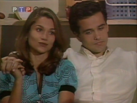 Друзья всегда на стороне Джойс против ее бывшего