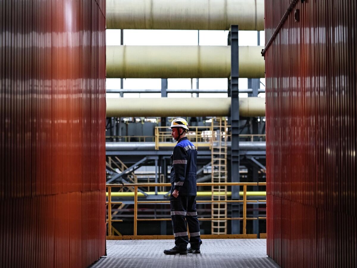    Сотрудник ПАО "Магнитогорский металлургический комбинат" | © РИА Новости / POOL