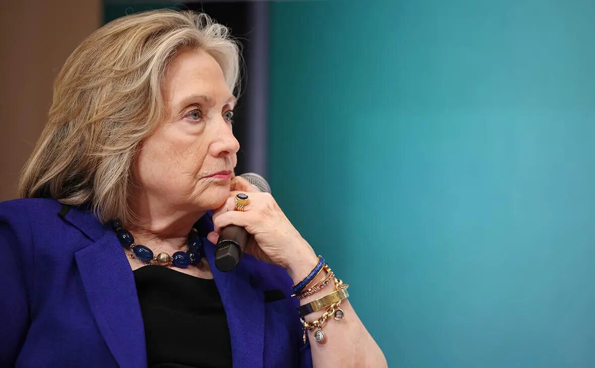    Хиллари Клинтон Фото: Tasos Katopodis / Getty Images Ксения Ситникова