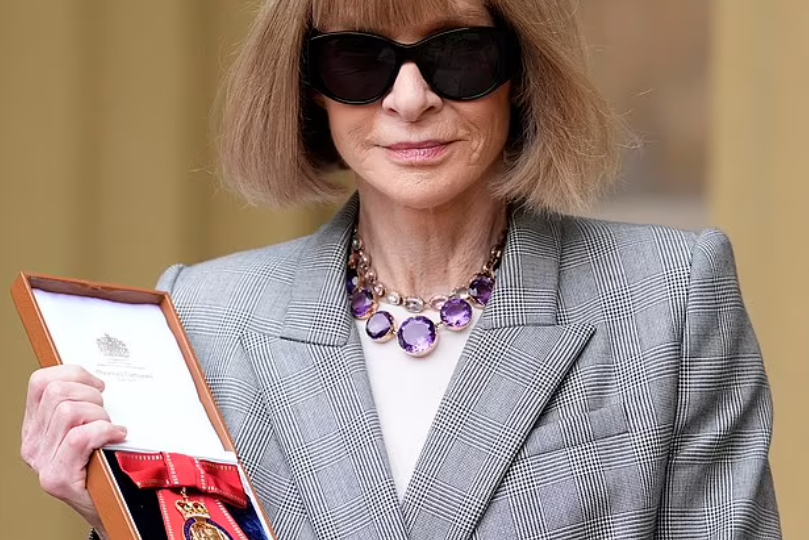 Шкатулка Анны Винтур и ее большая любовь к винтажным колье