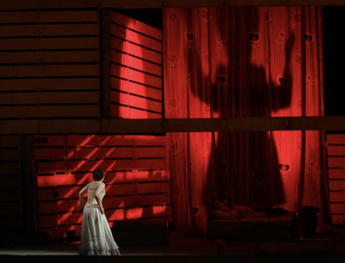 Изображение https://www.mariinsky.ru/playbill/repertoire/opera/izmailova/