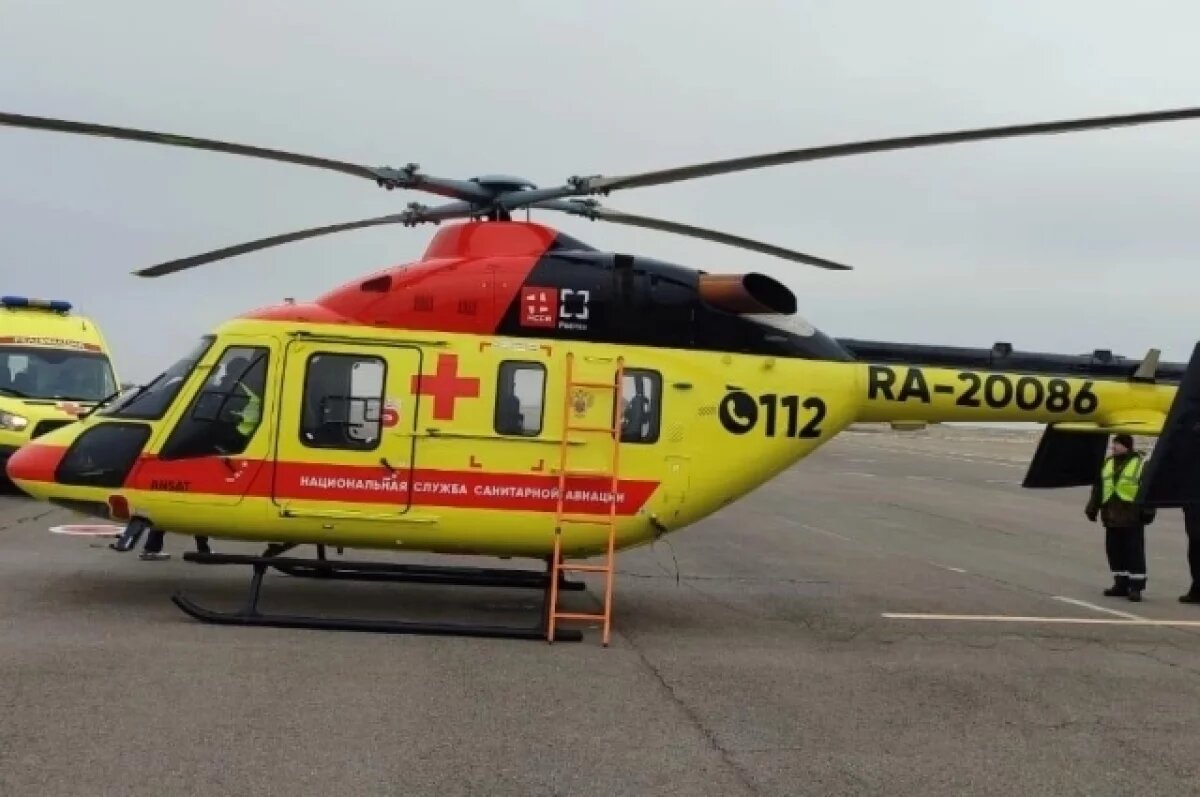    Пострадавшего при обрушении цеха под Липецком доставили в Москву