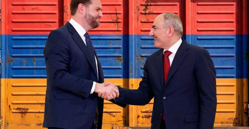 Грузия волнуется, Армения торгуется. Россия пробивает железную дорогу через Абхазию, пока Ереван просит РЖД на выход