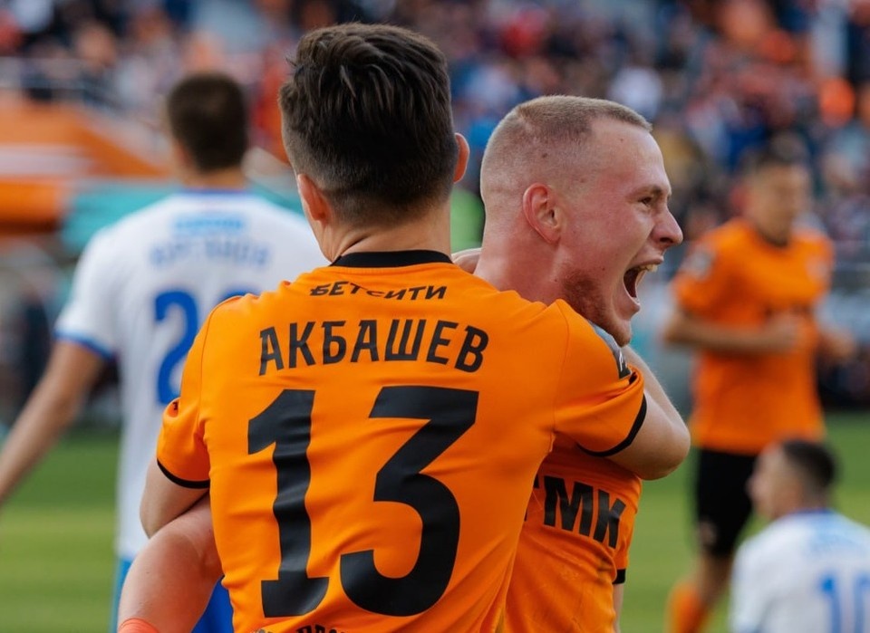    В этот раз любимец воронежской публики Роман Акбашев будет по другую сторону баррикад.