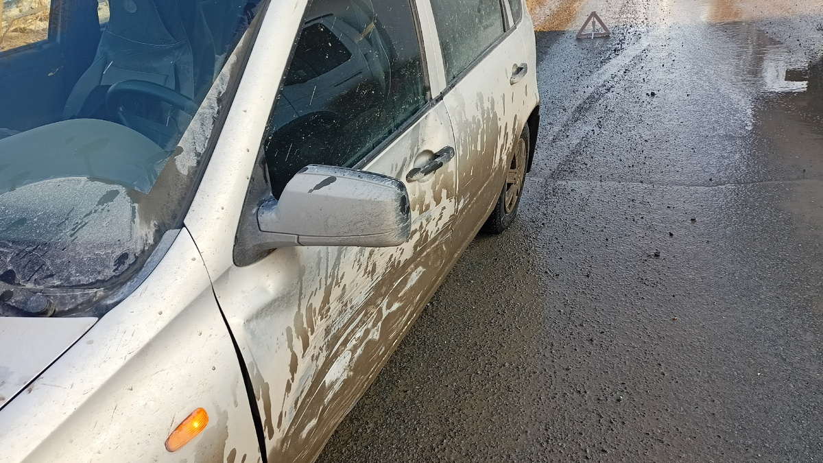 С места первой аварии