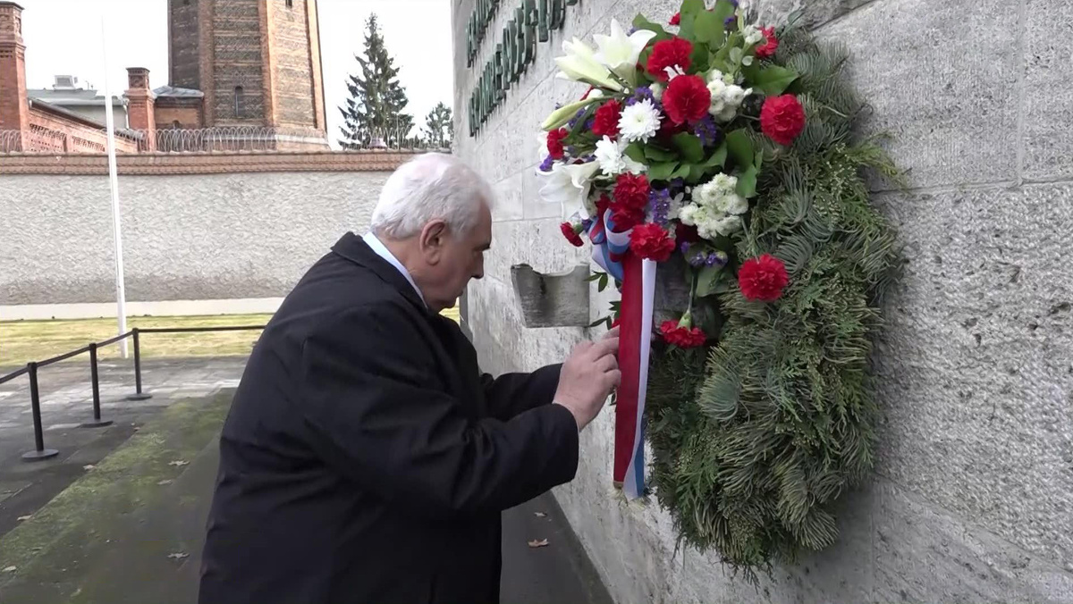    Дипломат посол РФ в Германии Сергей Нечаев