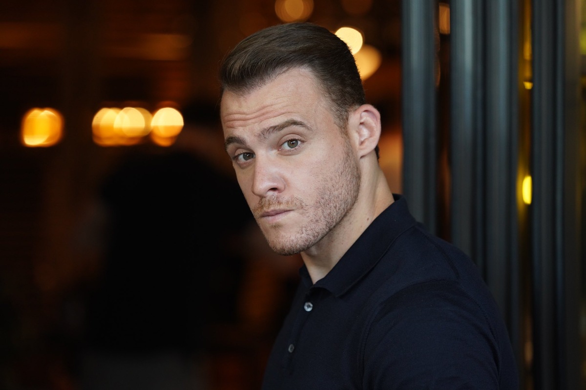 Керем Бюрсин