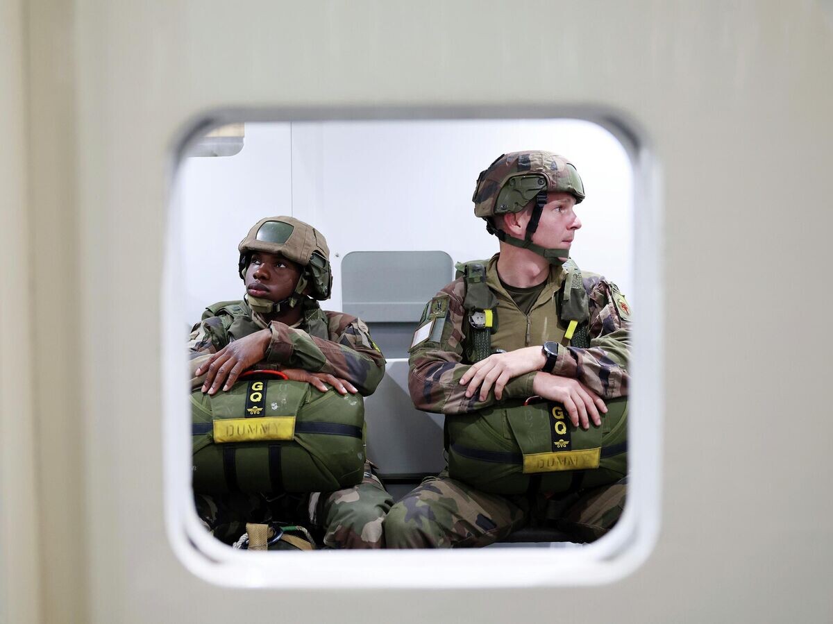    Французские военные во время британо-французских учений | © AP Photo / Darren Staples