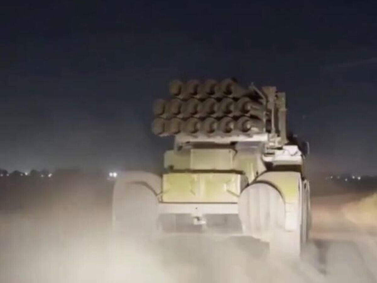    Военная техника талибов едет к пакистанской границе | © Кадр видео из соцсетей