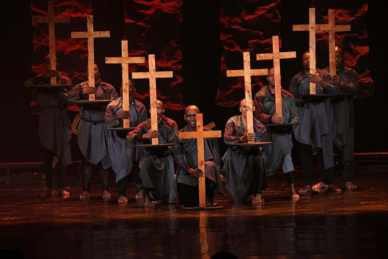 Африканский апокалипсис в Сочи: Танец живых мертвецов на фестивале искусств