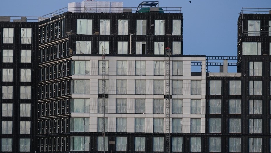 Автор фото: Сергей Ермохин / "ДП". Новостройки на Петровском острове.