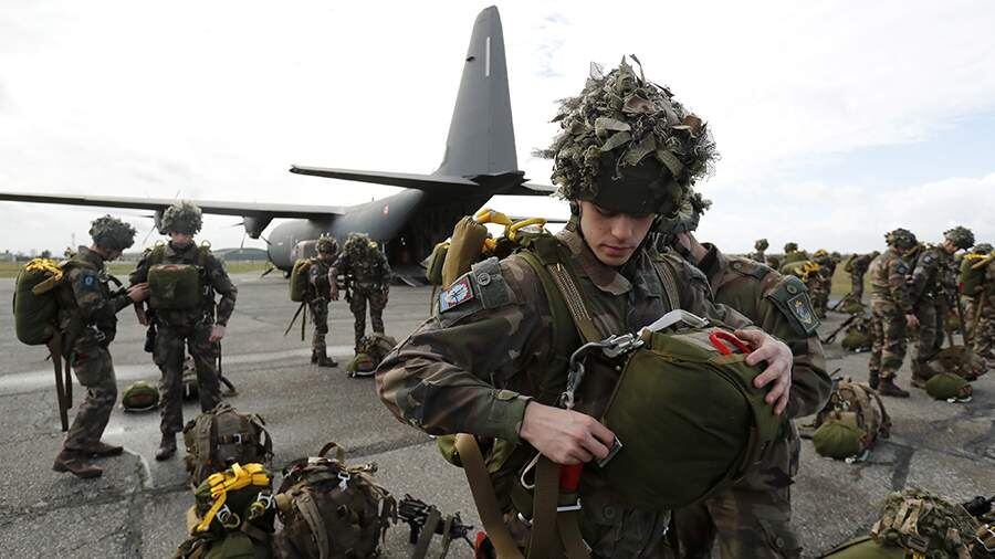    Фото: TASS/EPA/GUILLAUME HORCAJUELO