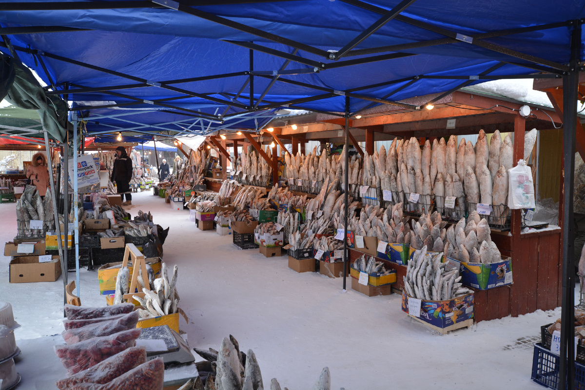 Ряды Крестьянского рынка