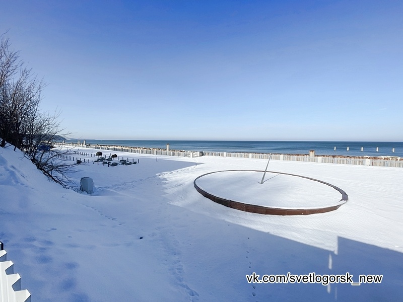Светлогорск, вид на заброшенную реконструкцию променада, 26.02.2026