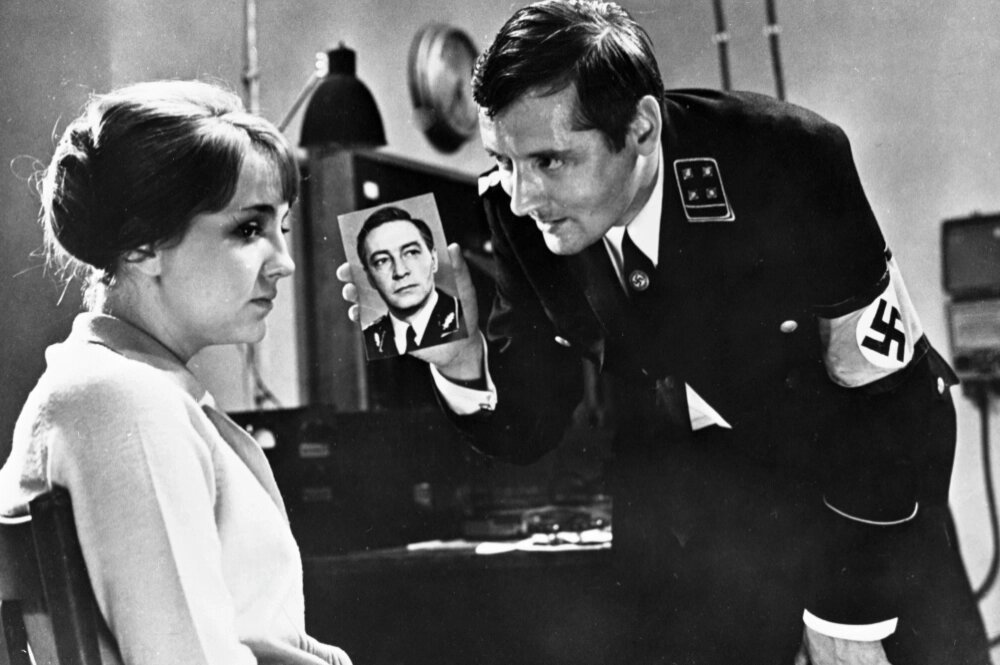    Екатерина Градова в роли Кэт, Алексей Сафонов в роли Рольфа в фильме «Семнадцать мгновений весны» (режиссер Татьяна Лиознова), 1974 год. Фото: РИА Новости