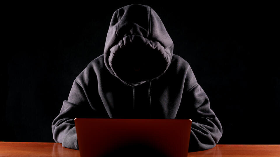     Мошенники стали добавлять россиян в фейковые чаты поликлиник ИЗВЕСТИЯ/Юлия Майорова