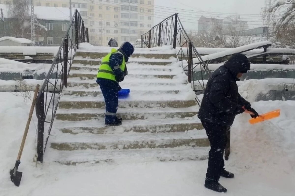    Более 207 тысяч кубометров снега вывезли с улиц Якутска