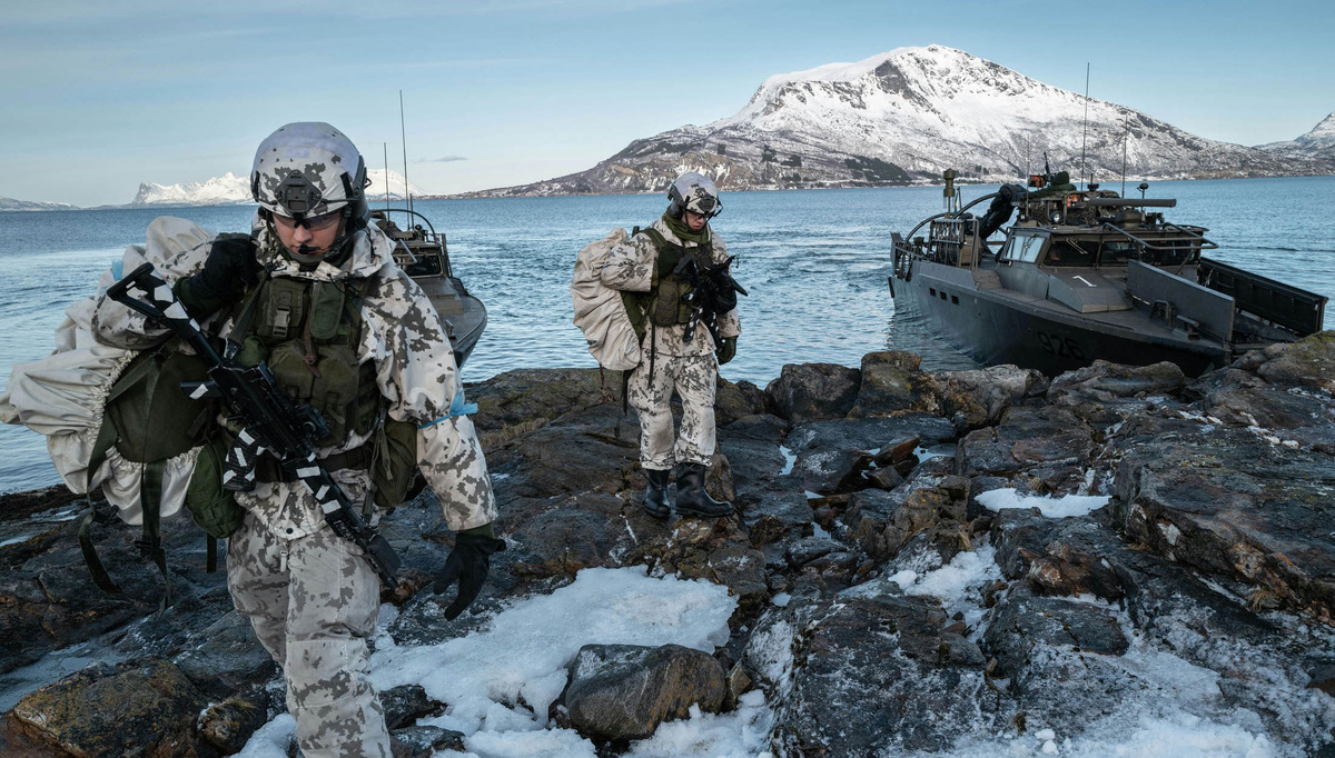    Арктика солдаты НАТО военные армия