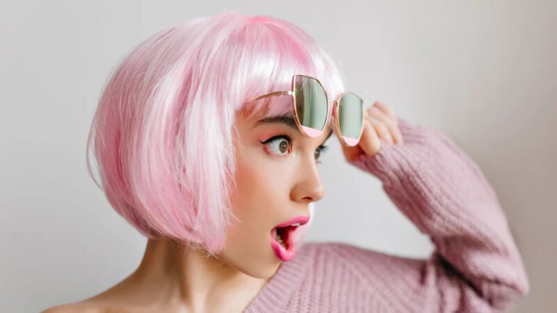     Тонирование волос. freepik.com/lookstudio