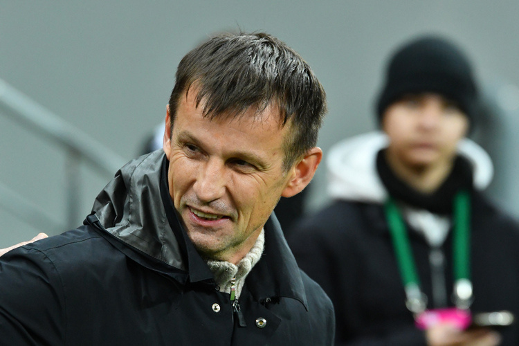    Сергей Семак получил двух супрезвёзд — Дурана и Джона Джона.   
Фото: «БИЗНЕС Online»