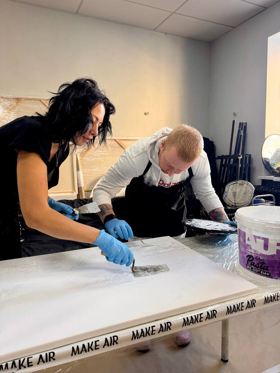 Создать картину вдвоём