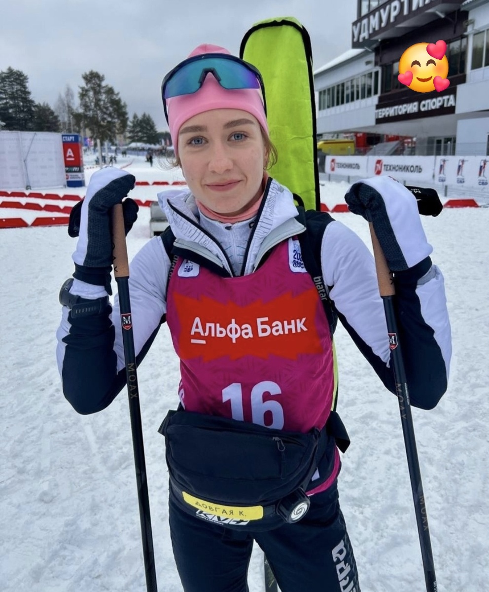 Ксения Довгая - отличная девушка, это она - "дворовая" для Даниила, зато "дворцовую" Метелю он тоже ведь не пощадил 😱