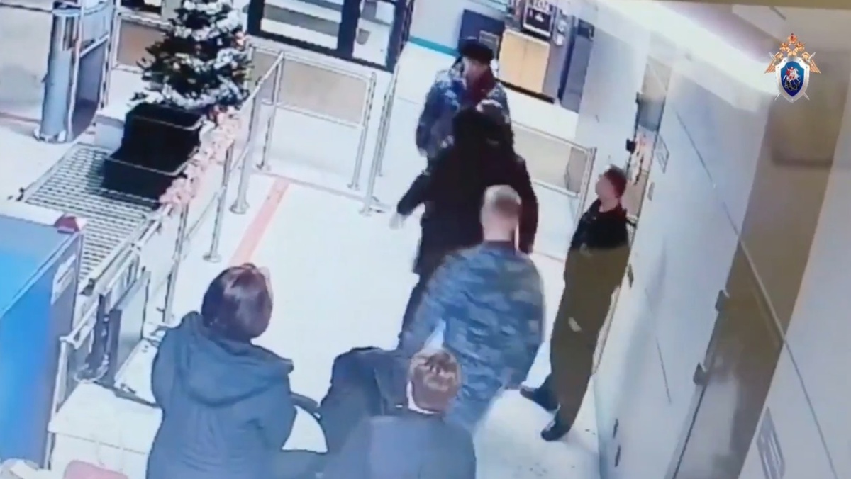    Татарстан дебош аэропорт