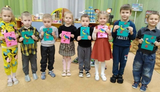    Участники детского объединения «Ручной мир» "Наша газета"