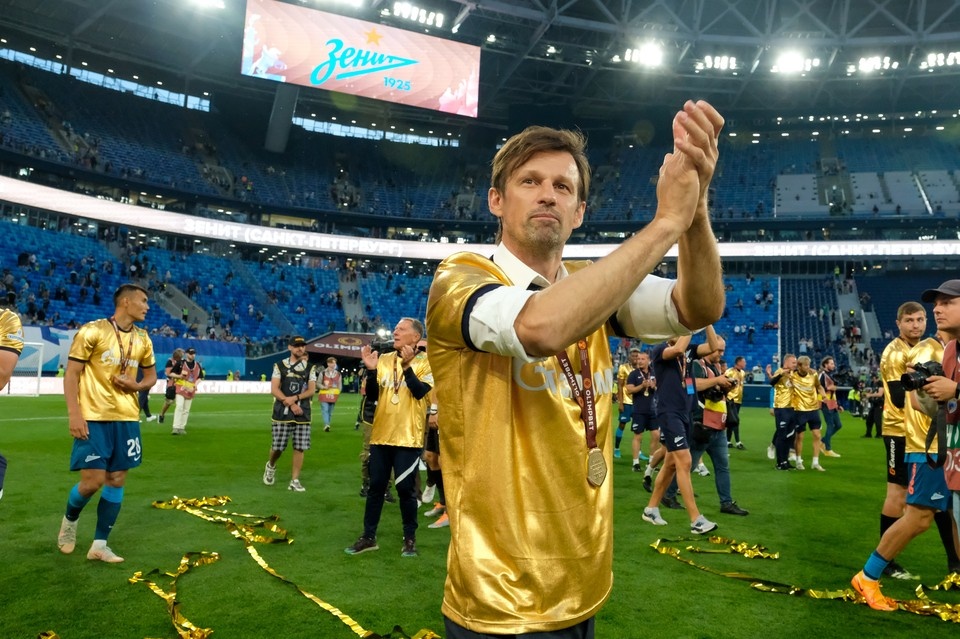    "Зенит" становился чемпионом под руководством Сергея Семака шесть раз подряд. Артем КИЛЬКИН