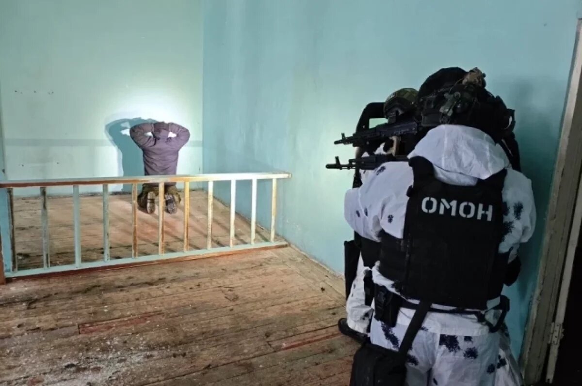    В Коми пресекли условный теракт — поджог военного самолёта Минобороны РФ