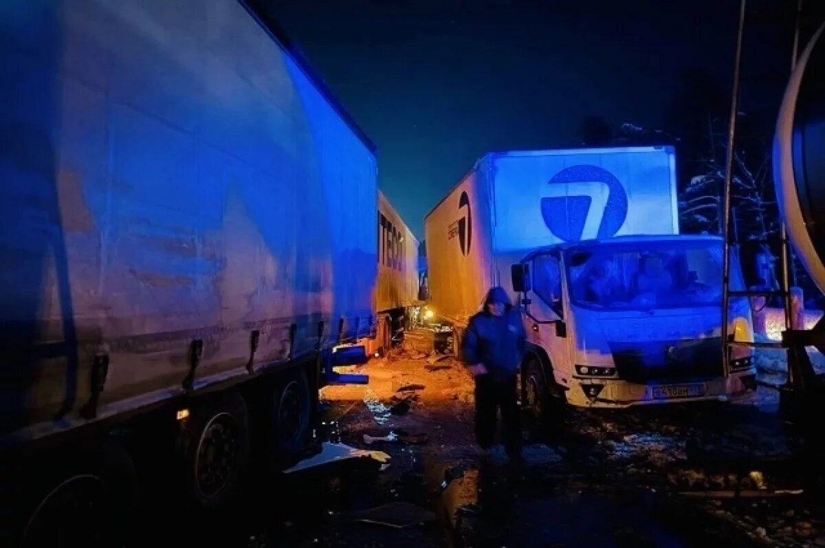    Автобус с детьми застрял в огромной пробке в Вязниковском районе