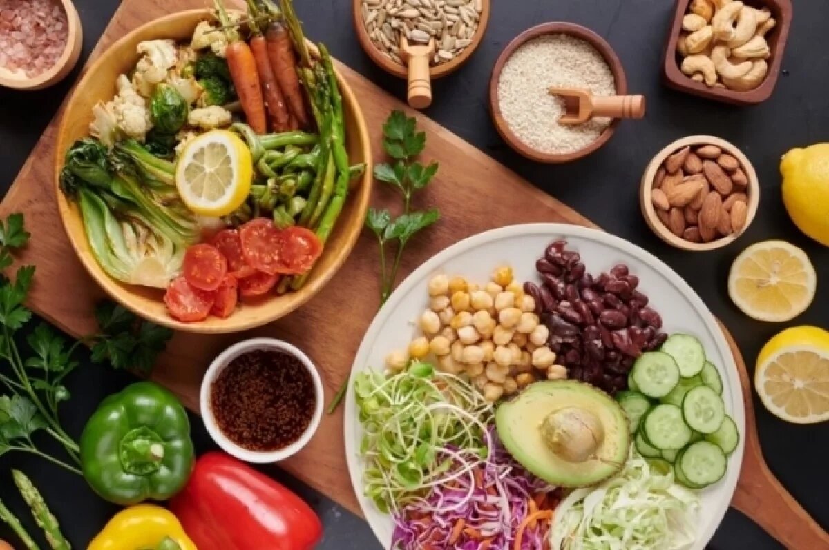    Не заменяйте сосиски на веганские.